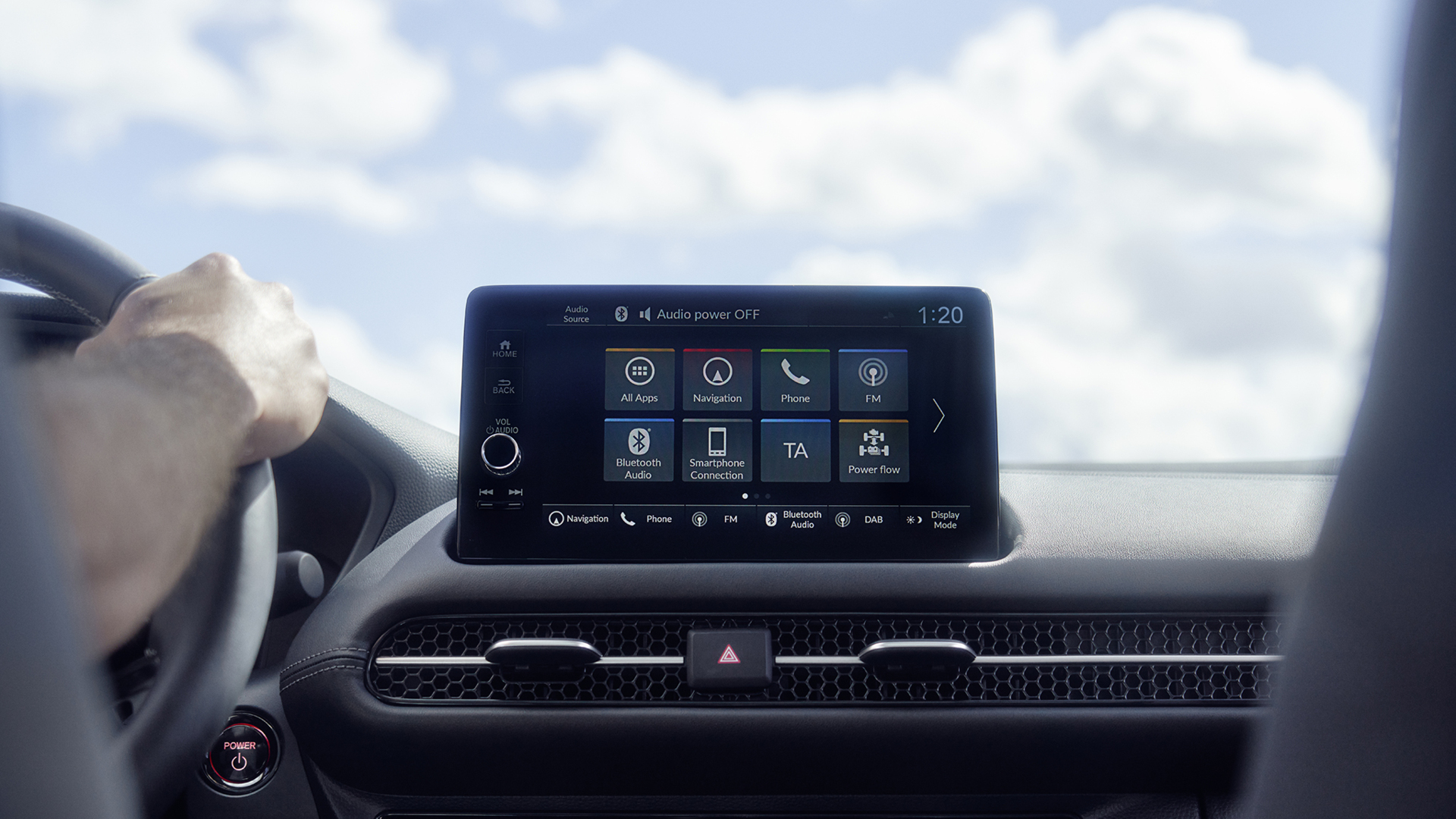 Sistema di infotainment di ZR-V sulla plancia