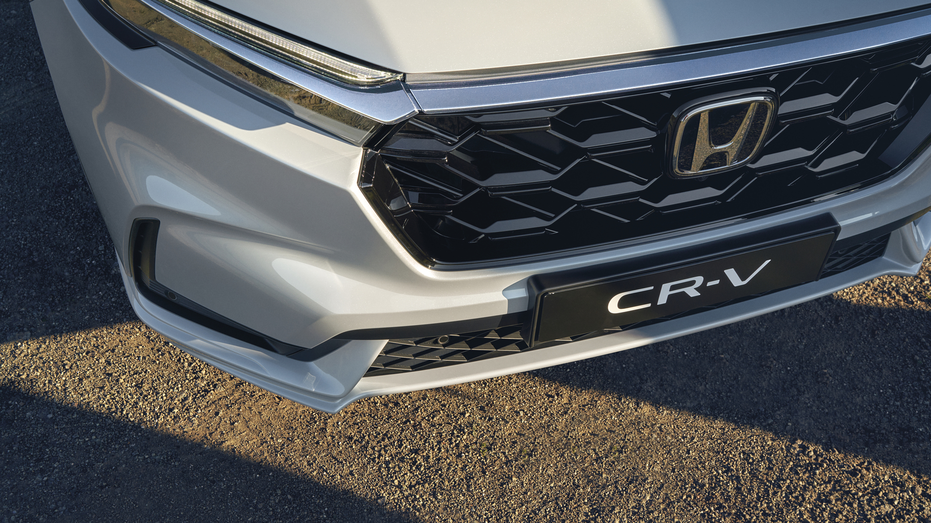 Primo piano della parte posteriore della Honda CR-V Plug-in Hybrid
