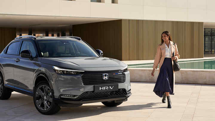 Honda HR-V Black Pack nel vialetto