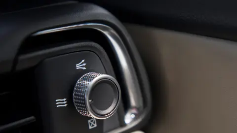 Primo piano del sistema di diffusione dell'aria della Honda HR-V