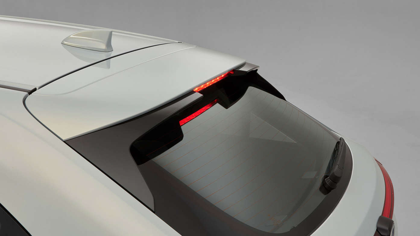 Honda HR-V Hybrid tailgate spoiler extension