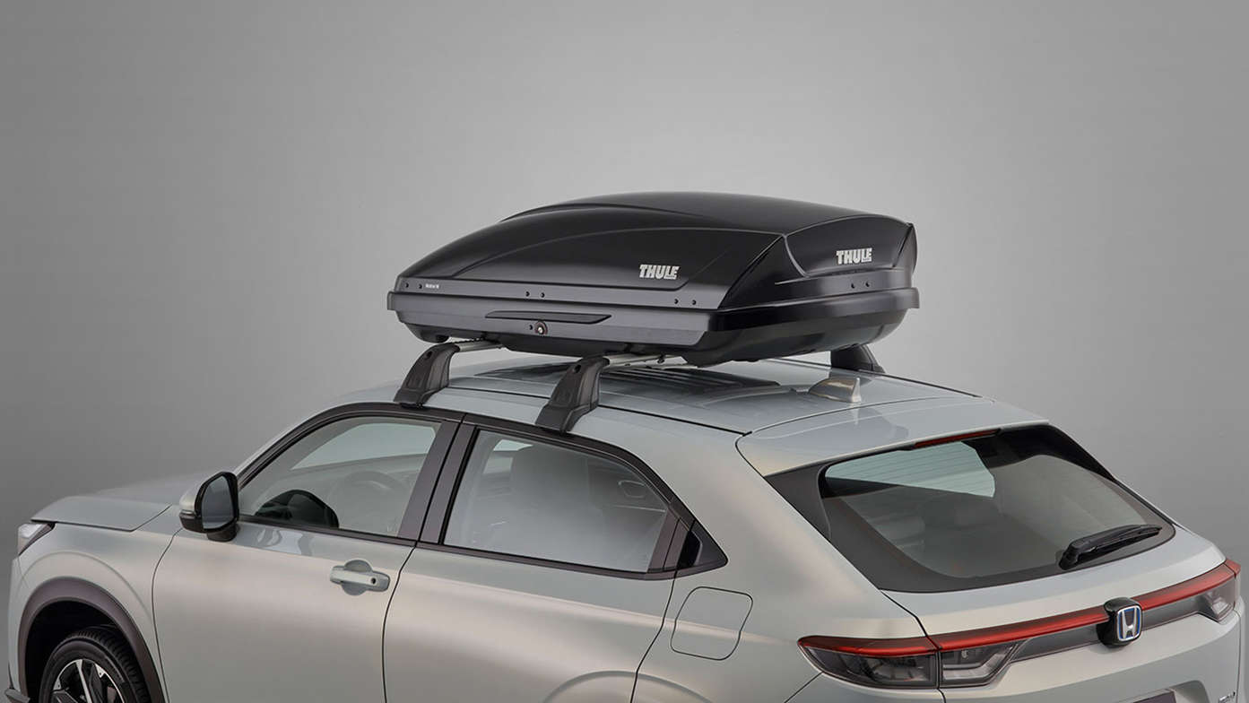 Honda HR-V Hybrid thule roof box