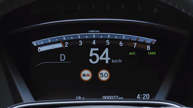 Speedometer showing traffic sign recognition feature
