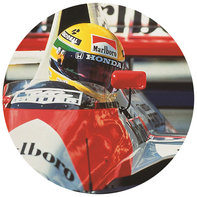 Senna alla guida di un'auto Honda da Formula 1.