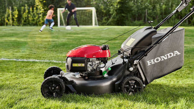 Primo piano del serbatoio carburante di Honda HRN.