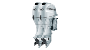 Motori BF40 e BF50 di fronte da tre quarti.