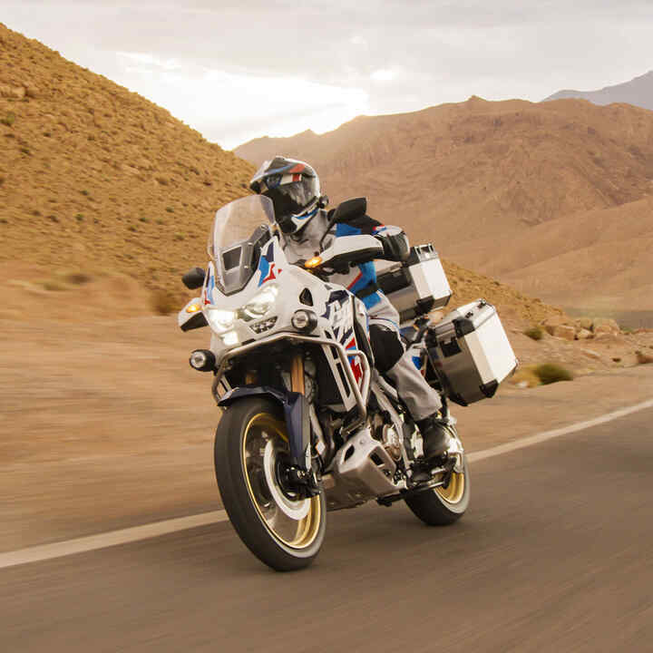 Honda africa twin 1100 adventure hot sale