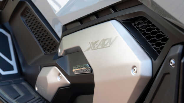 Primo piano del DCT di X-ADV 