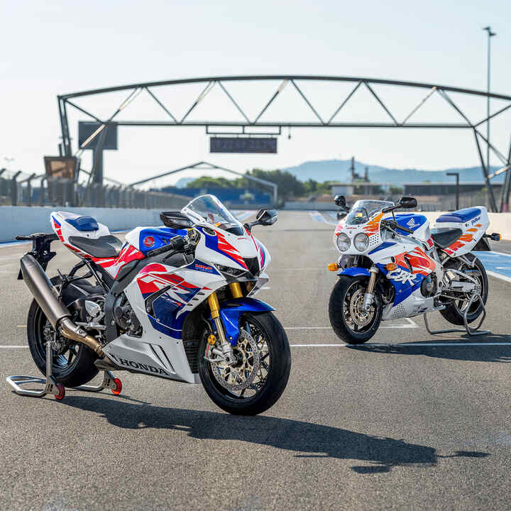 Honda CBR1000RR-R Fireblade SP 30th Anniversary