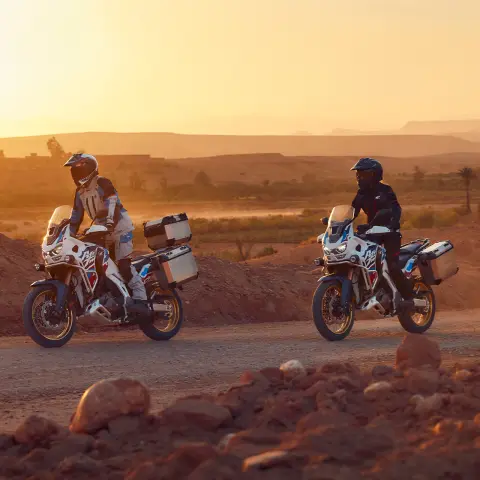 Casco Kabuto CBR500R 2025