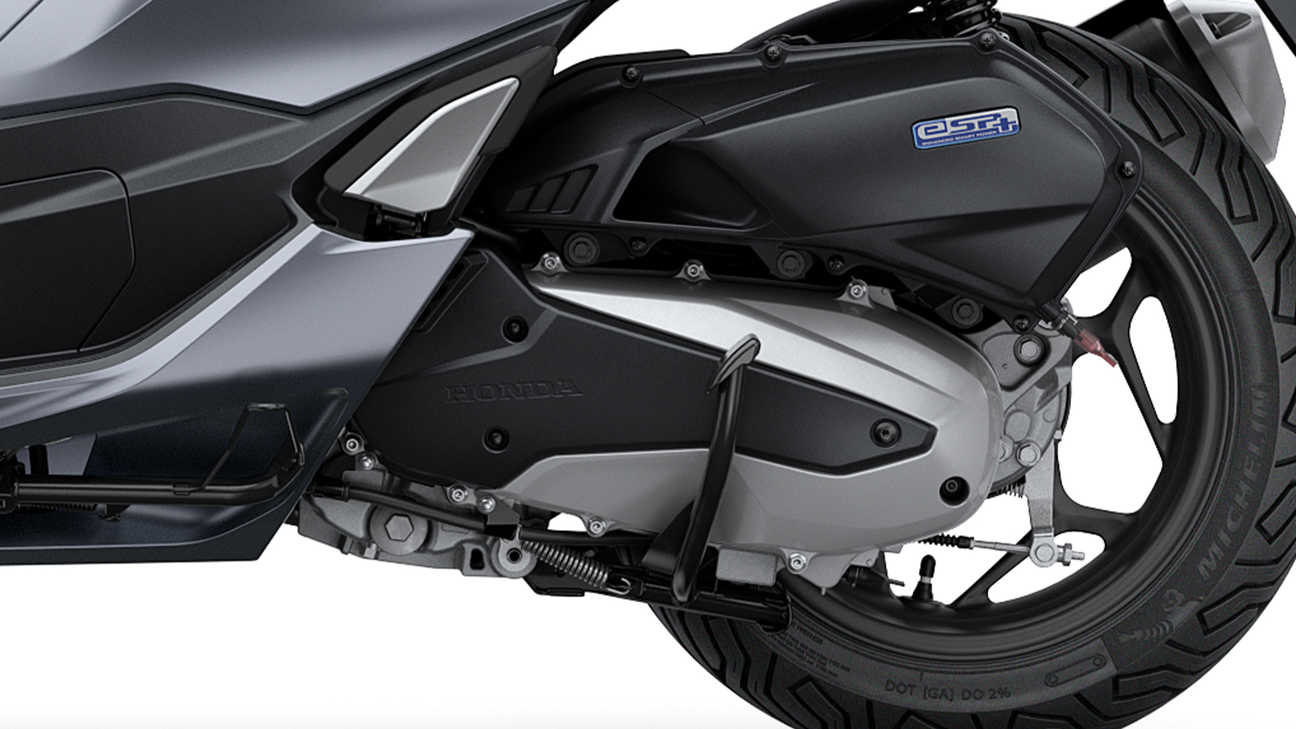 Honda PCX 125 - Motore SOHC a quattro valvole eSP+ raffreddato a liquido ancora più potente 