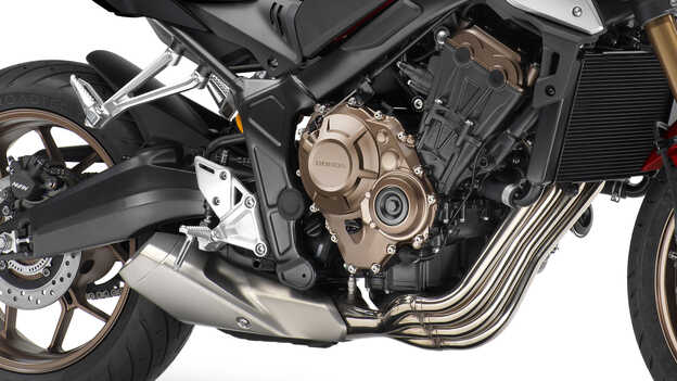 Motore a quattro cilindri in linea, DOHC 16 valvole, specifica EURO5