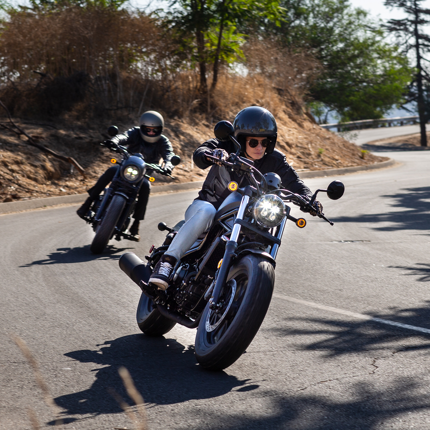 CMX500 Rebel con pilota e passeggero