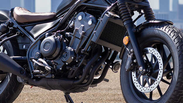 Primo piano del motore CMX500 Rebel