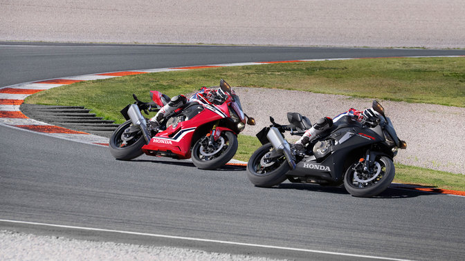 Honda CBR1000RR Fireblade su pista.