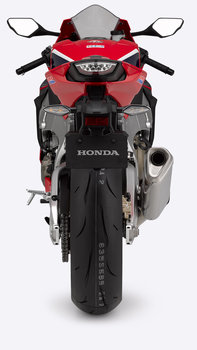 Vista posteriore di una Honda Fireblade.