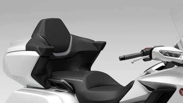 Honda Gold Wing Tour, posizione comoda per il passeggero