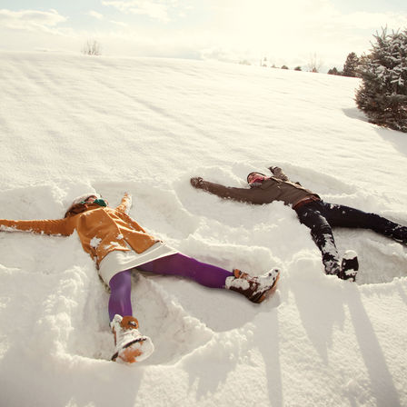 Modelli sulla neve.