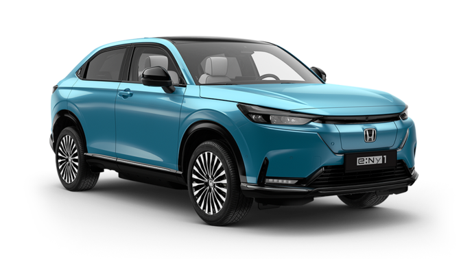 Honda e:Ny1 elettrica Advance azzurro, vista di tre quarti