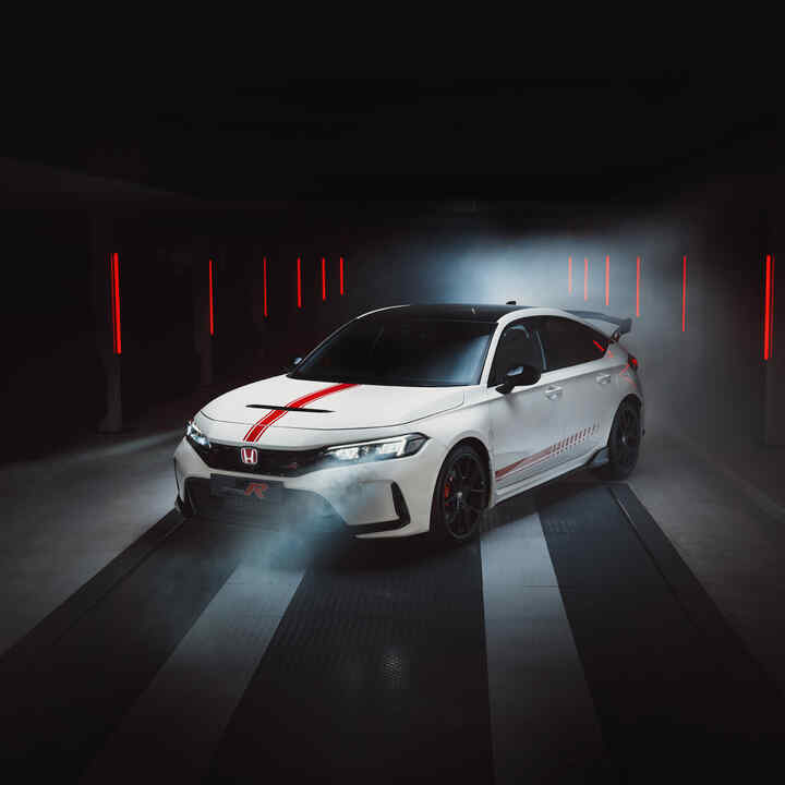 Vista di 3 quarti della Civic Type R Ultimate Edition
